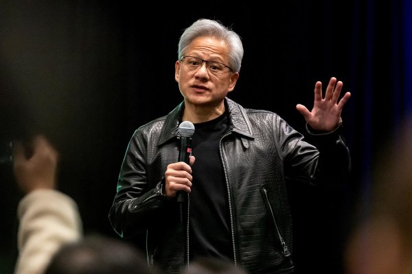 欧维策略 英伟达，重大宣布！黄仁勋最新发声